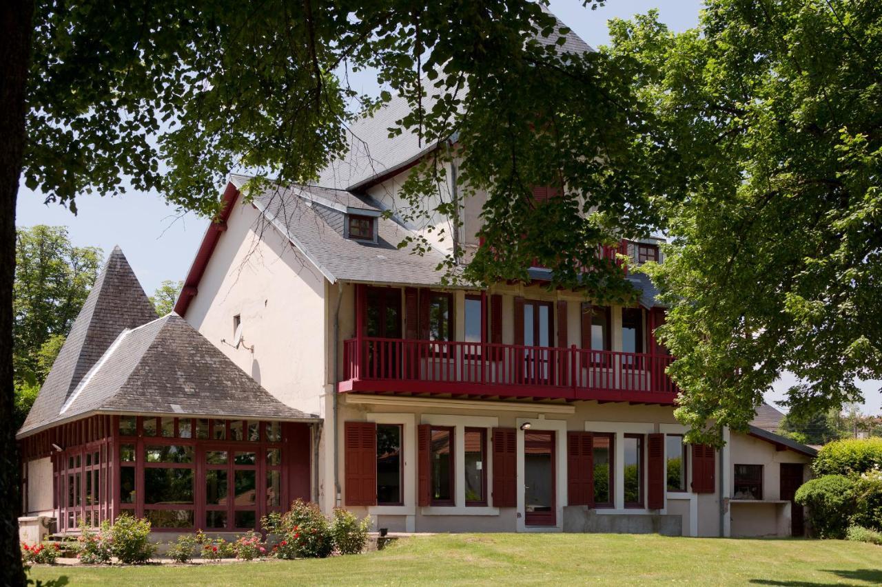 Le Monde De Charlie Hotel Vichy Exterior photo